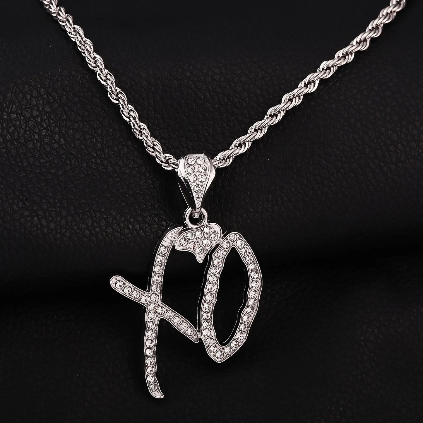 XO Letter Pendant Necklace – Unisex Hip Hop Jewelry Silver